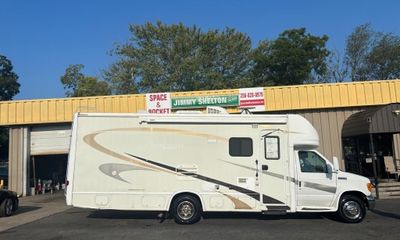 2006 Ford E-450