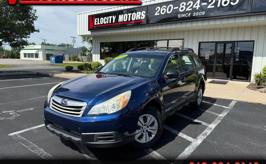 2010 Subaru Outback Base