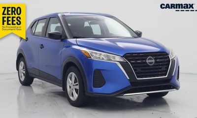 2025 Nissan Kicks Play S