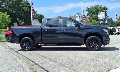 2023 Chevrolet Silverado RST