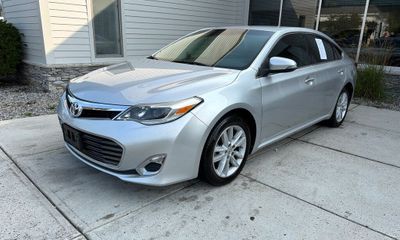 2013 Toyota Avalon XLE