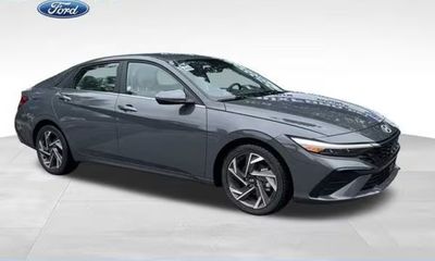 2025 Hyundai Elantra Limited