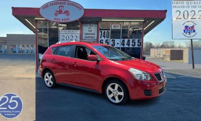 2009 Pontiac Vibe Base