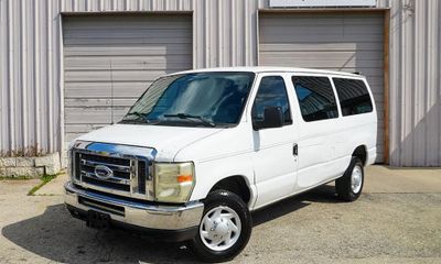 2011 Ford E-350 E 350 Super