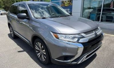 2019 Mitsubishi Outlander SE