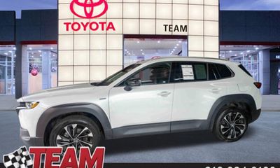 2025 Mazda CX-50 Premium Plus
