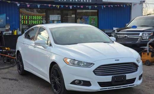 2014 Ford Fusion SE