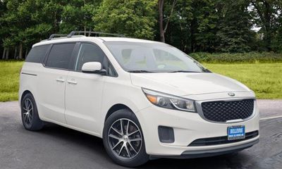 2016 Kia Sedona LX