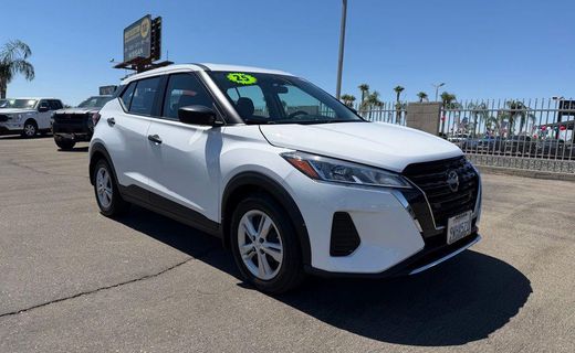 2025 Nissan Kicks Play S