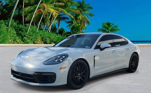 2023 Porsche Panamera