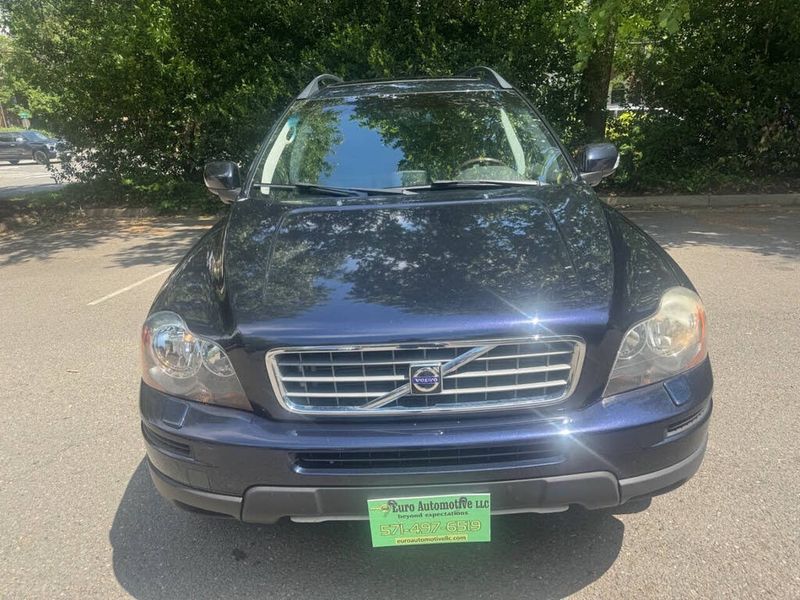 2010 Volvo XC90 — a typically priced live listing