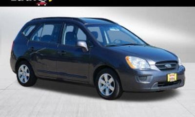 2008 Kia Rondo UN