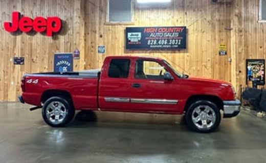 2004 Chevrolet Silverado Base