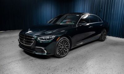 2026 Mercedes-Benz S-Class S500 4MATIC