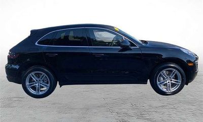 2018 Porsche Macan S