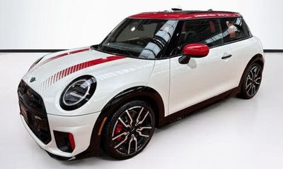 2026 Mini Hardtop Hatchback