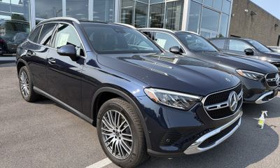 2023 Mercedes-Benz GLC-Class GLC300