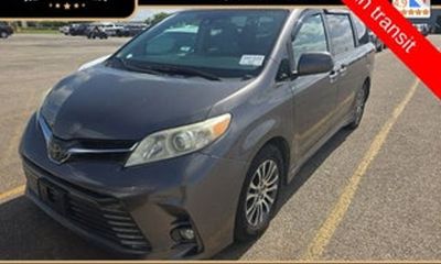 2018 Toyota Sienna XLE Premium LTD