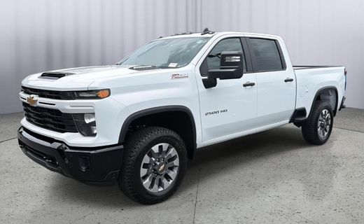 2026 Chevrolet Silverado HD Custom