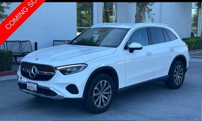 2023 Mercedes-Benz GLC-Class GLC300
