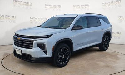 2027 Chevrolet Traverse LT