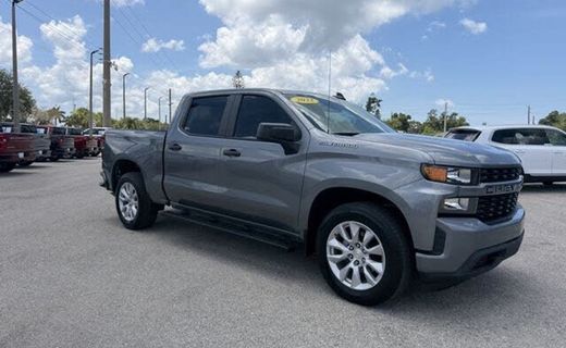 2022 Chevrolet Silverado LTD Custom