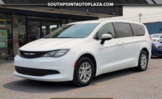 2023 Chrysler Voyager LX