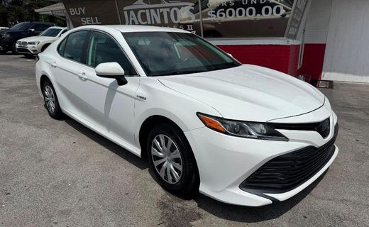 2020 Toyota Camry LE
