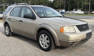 2005 Ford Freestyle SE