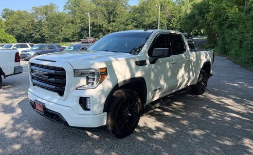 2020 GMC Sierra Elevation
