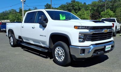 2025 Chevrolet Silverado HD LT