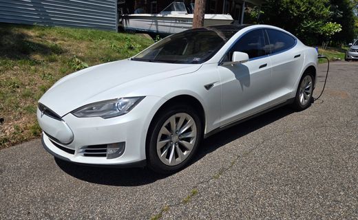 2014 Tesla Model S