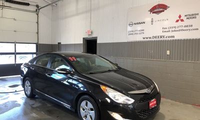 2011 Hyundai Sonata Middle Level