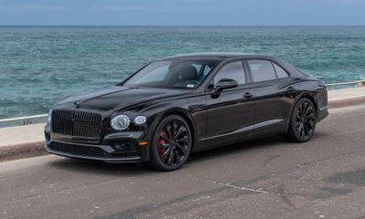 2024 Bentley Flying Spur