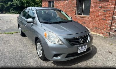 2012 Nissan Versa SV