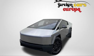 2024 Tesla Cybertruck Base