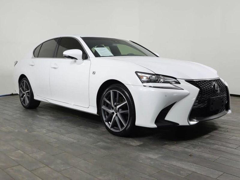 2018 Lexus GS — a typically priced live listing
