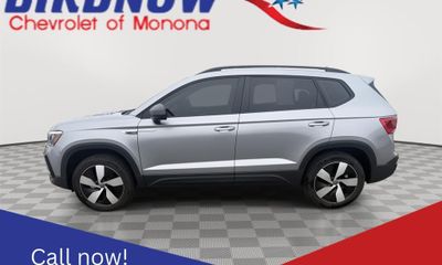2024 Volkswagen Taos 4Motion S
