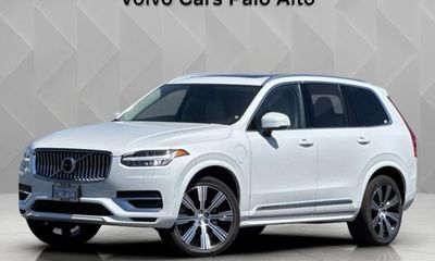 2023 Volvo XC90 Plus Bright