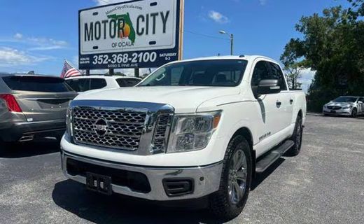 2019 Nissan Titan SV
