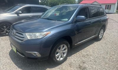 2011 Toyota Highlander Base Hybrid SE