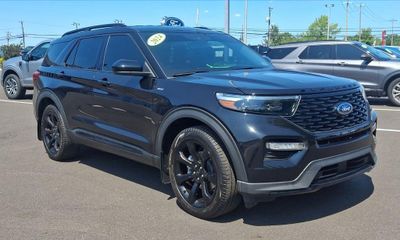 2024 Ford Explorer ST Line