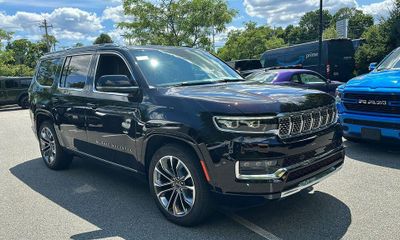2023 Jeep Grand Wagoneer Series III