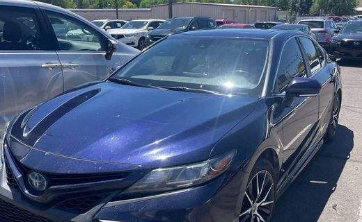 2022 Toyota Camry SE