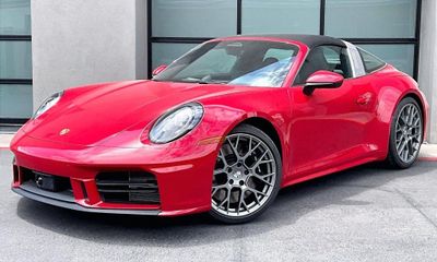 2026 Porsche 911 Targa 4S