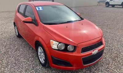 2012 Chevrolet Sonic LS