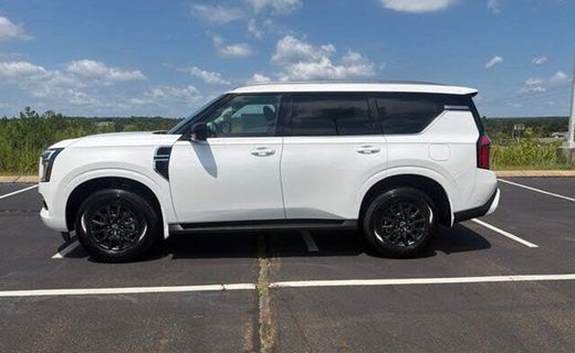 2026 Nissan Armada SV