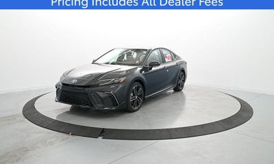 2026 Toyota Camry SE