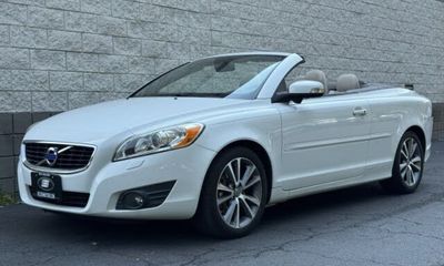 2012 Volvo C70 T5
