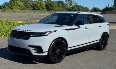 2024 Land Rover Range Velar P250 Dynamic SE